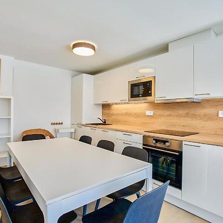 Dolcevita Apartments 2 ฮาร์ราคอฟ ภายนอก รูปภาพ